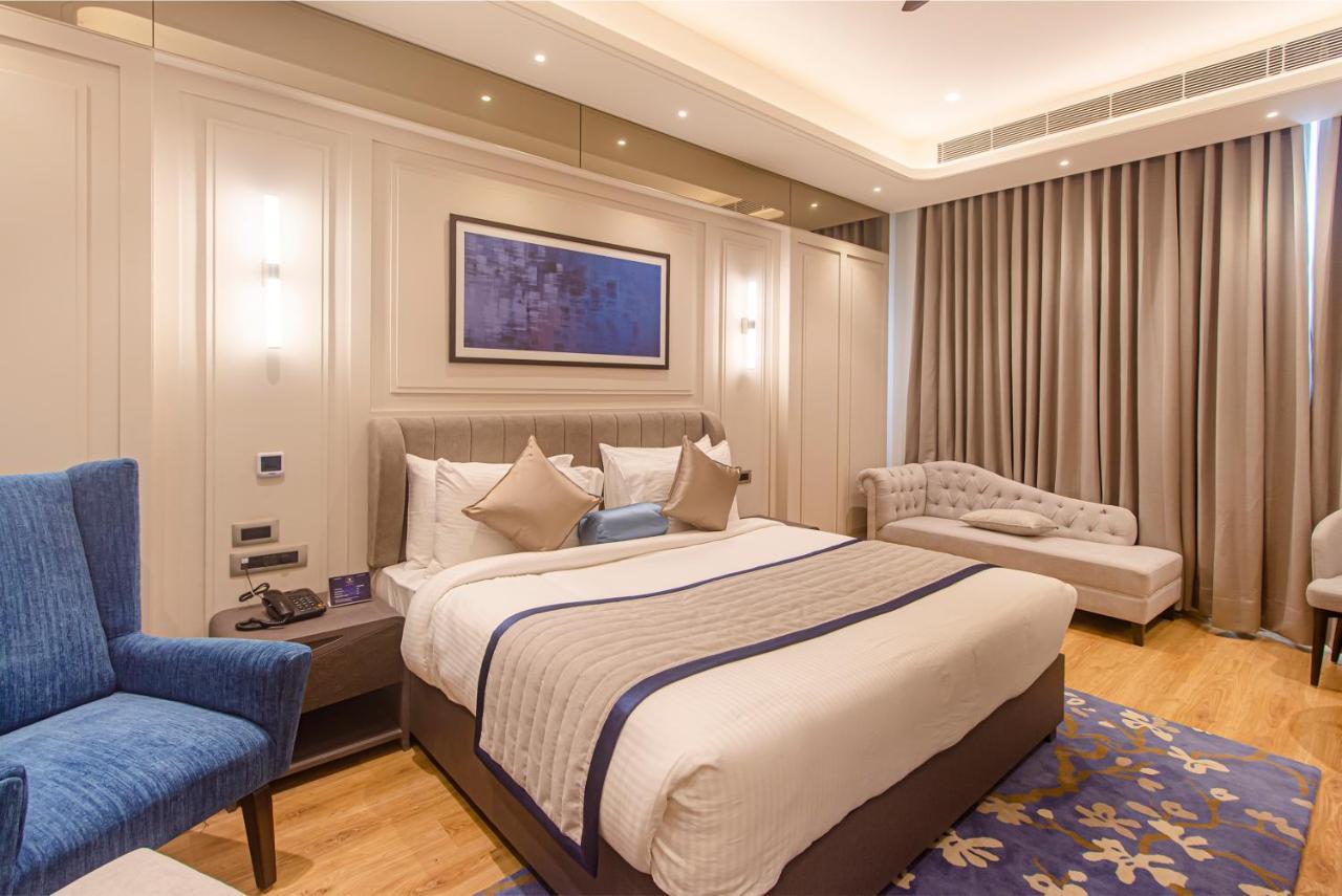 The Cove Wing Hotel Panchkula Ngoại thất bức ảnh