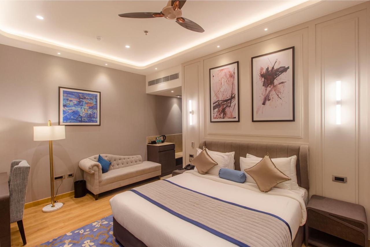 The Cove Wing Hotel Panchkula Ngoại thất bức ảnh