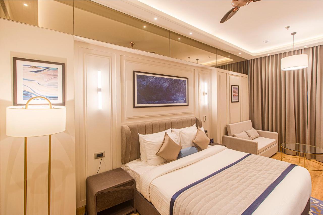 The Cove Wing Hotel Panchkula Ngoại thất bức ảnh
