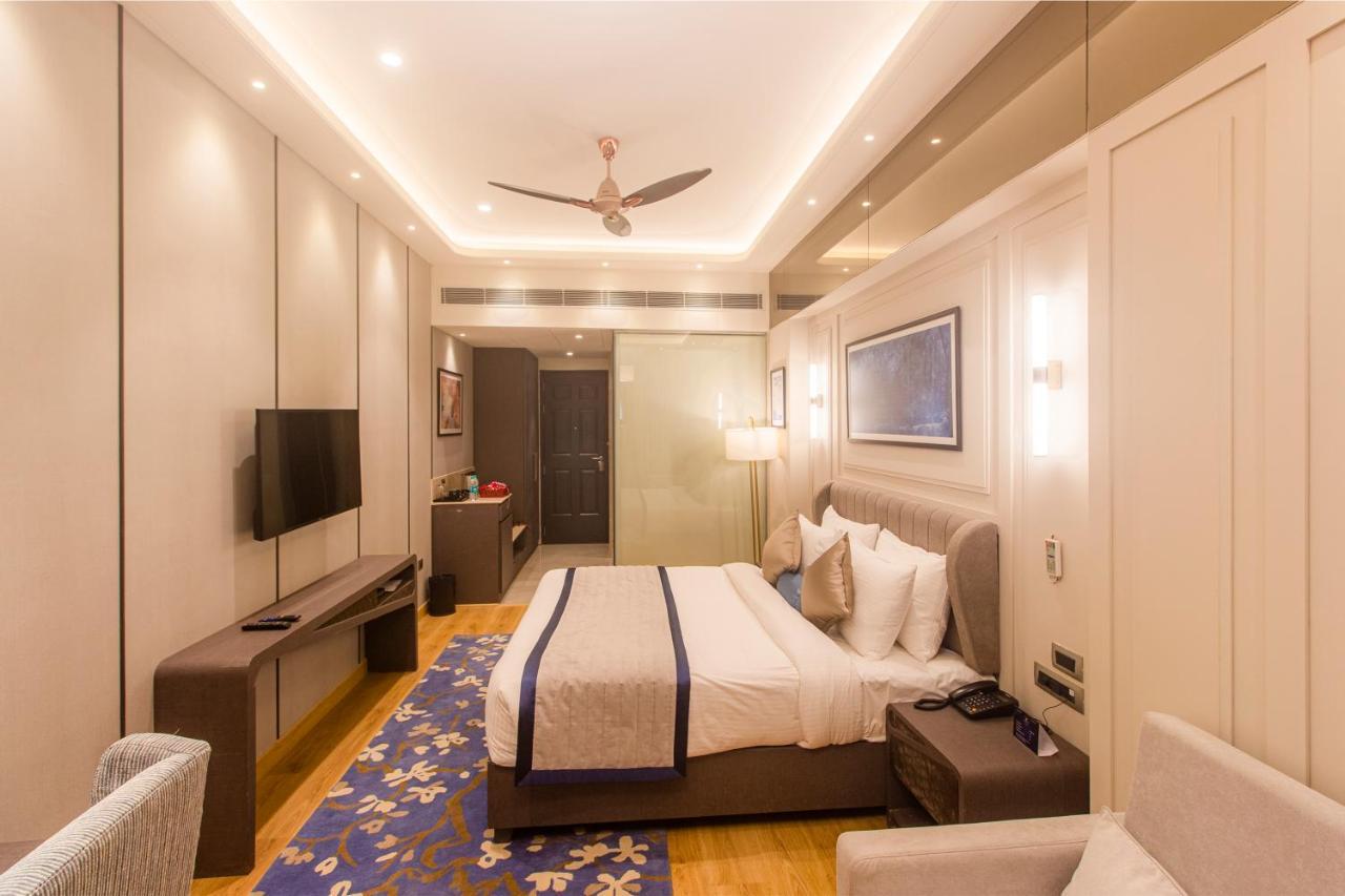 The Cove Wing Hotel Panchkula Ngoại thất bức ảnh